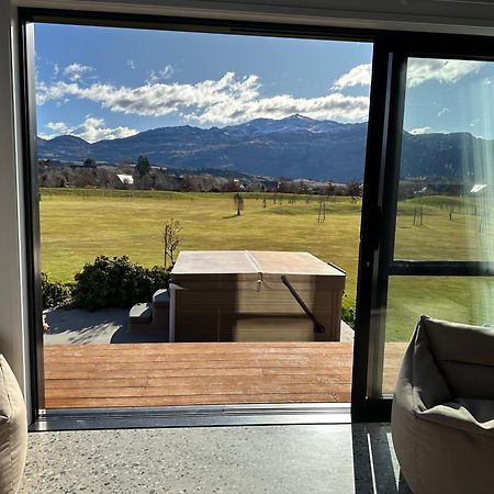 Guest House With A Stunning View Frankton Εξωτερικό φωτογραφία